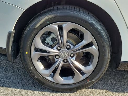Used 2024 Honda Accord EX-L image 7
