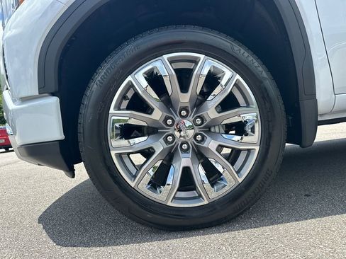 New 2026 GMC Sierra 1500 Denali w/ Denali Reserve Package AWD/4WD image 13
