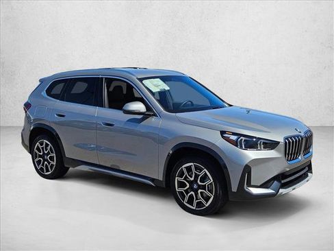 New 2026 BMW X1 xDrive28i AWD/4WD image 7