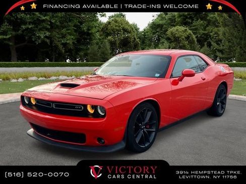 Used 2022 Dodge Challenger GT w/ Performance Handling Group image 1