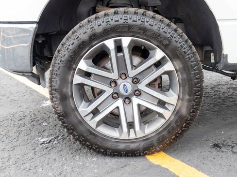 Used 2014 Ford F150 XLT w/ Equipment Group 302A Luxury image 36