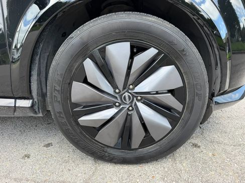 Used 2023 Nissan Ariya FWD image 11