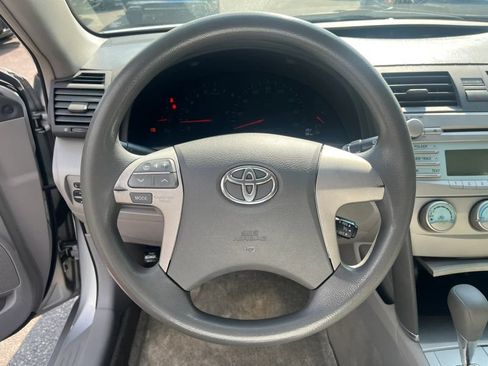 Used 2007 Toyota Camry LE FWD image 20
