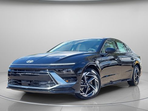 New 2026 Hyundai Sonata SEL image 2