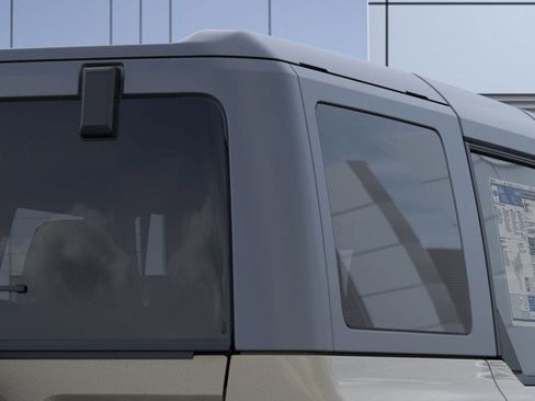 New 2025 Ford Bronco 4-Door image 25