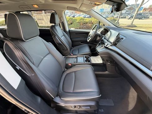 Used 2026 Honda Odyssey Touring image 38