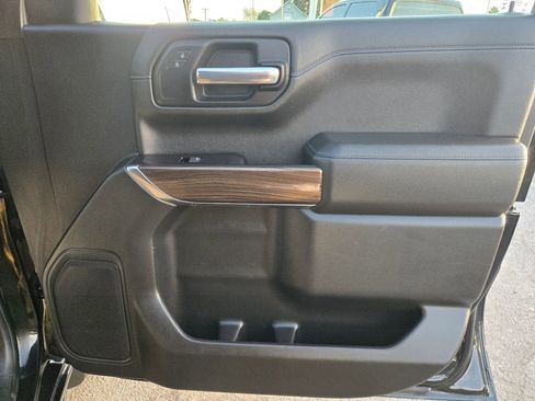 Used 2019 Chevrolet Silverado 1500 LT Trail Boss w/ Convenience Package image 15