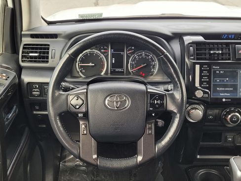 Used 2024 Toyota 4Runner TRD Off-Road Premium image 12