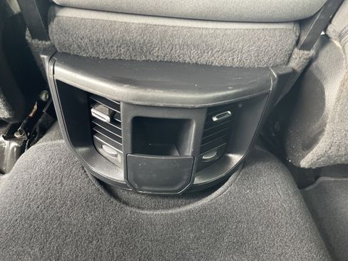 Used 2024 RAM 2500 Big Horn AWD/4WD image 38