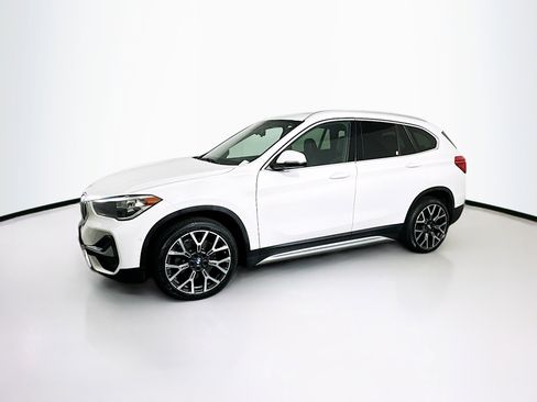 Used 2022 BMW X1 sDrive28i w/ Convenience Package image 4