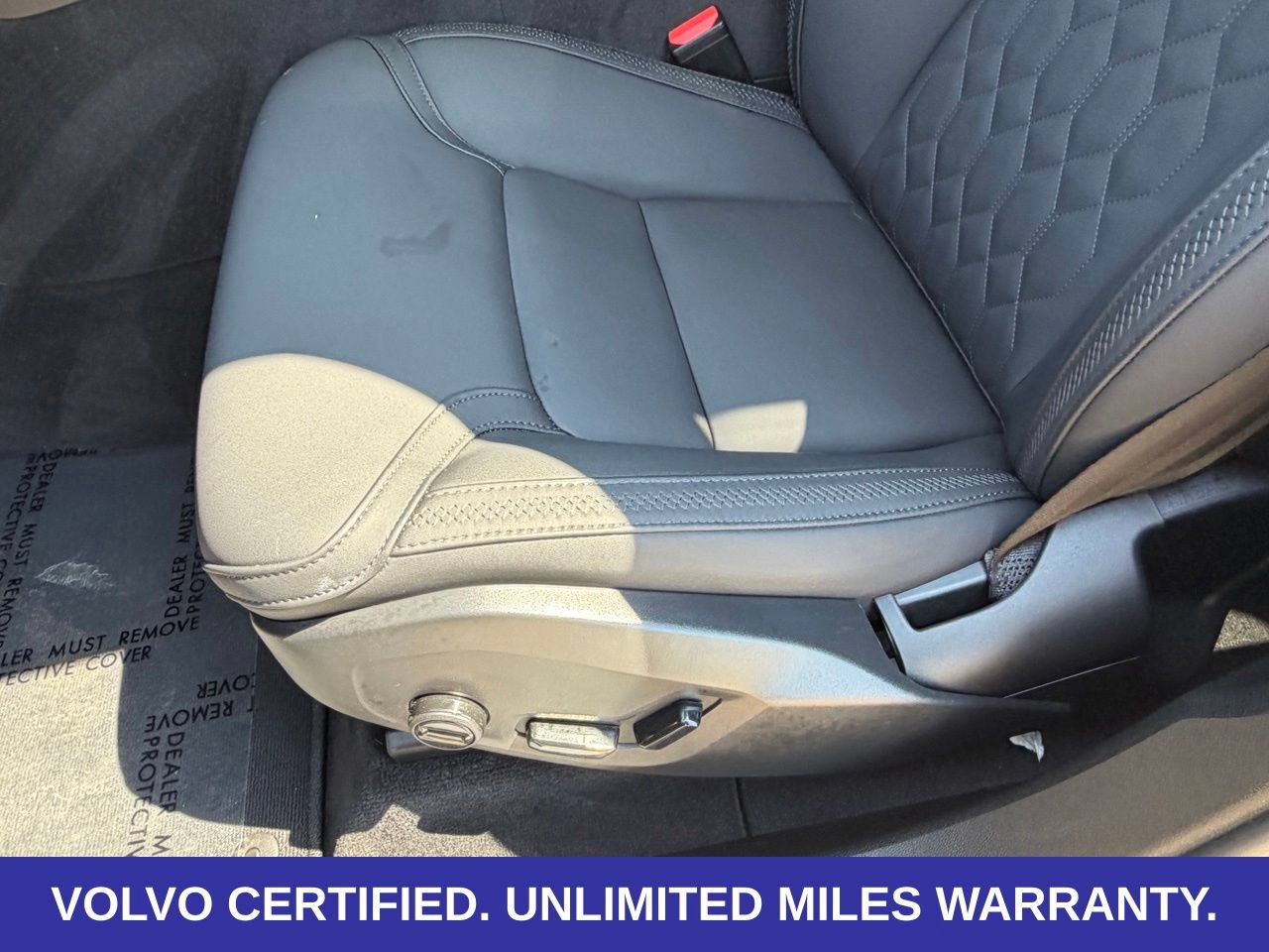 Certified 2026 Volvo XC60 B5 Plus AWD/4WD image 27