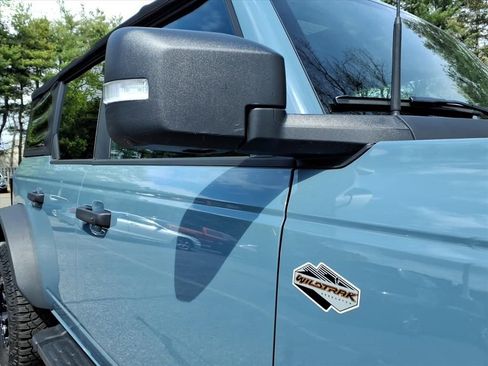 Certified 2022 Ford Bronco Wildtrak AWD/4WD image 8