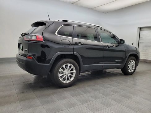 Used 2019 Jeep Cherokee Latitude w/ Popular Appearance Group image 10