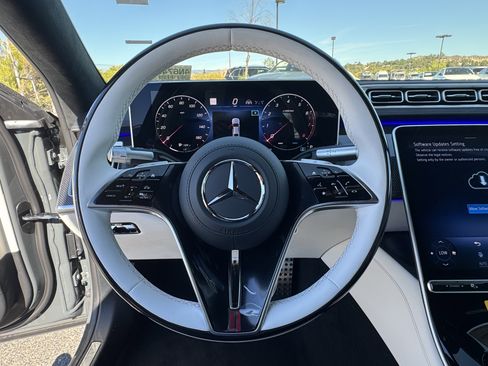 New 2026 Mercedes-Benz S 580 4MATIC Sedan image 21