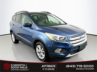 Used 2018 Ford Escape SE w/ SE Sync 3 Package image 1