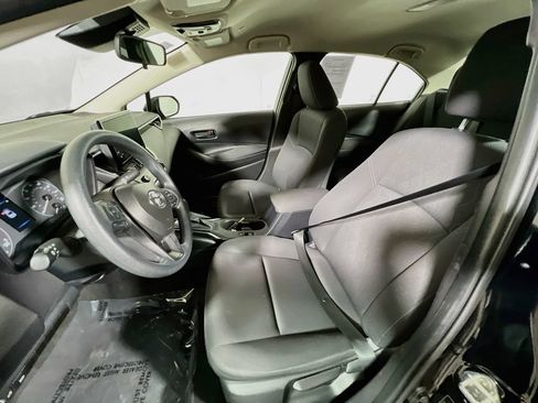 Used 2024 Toyota Corolla LE FWD image 18