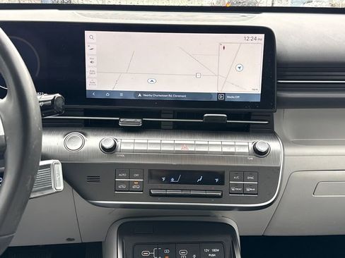 Used 2024 Hyundai Kona SEL w/ Convenience Package AWD/4WD image 18