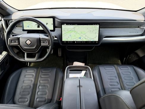 Used 2023 Rivian R1S Adventure AWD/4WD image 2