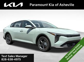 New 2026 Kia K4 FWD video 1