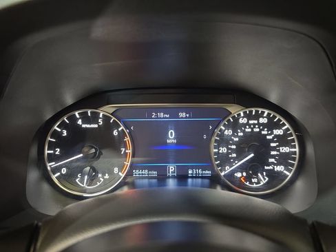 Used 2025 Nissan Altima 2.5 SV FWD image 10