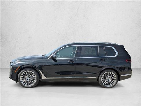 Used 2026 BMW X7 xDrive40i AWD/4WD image 5