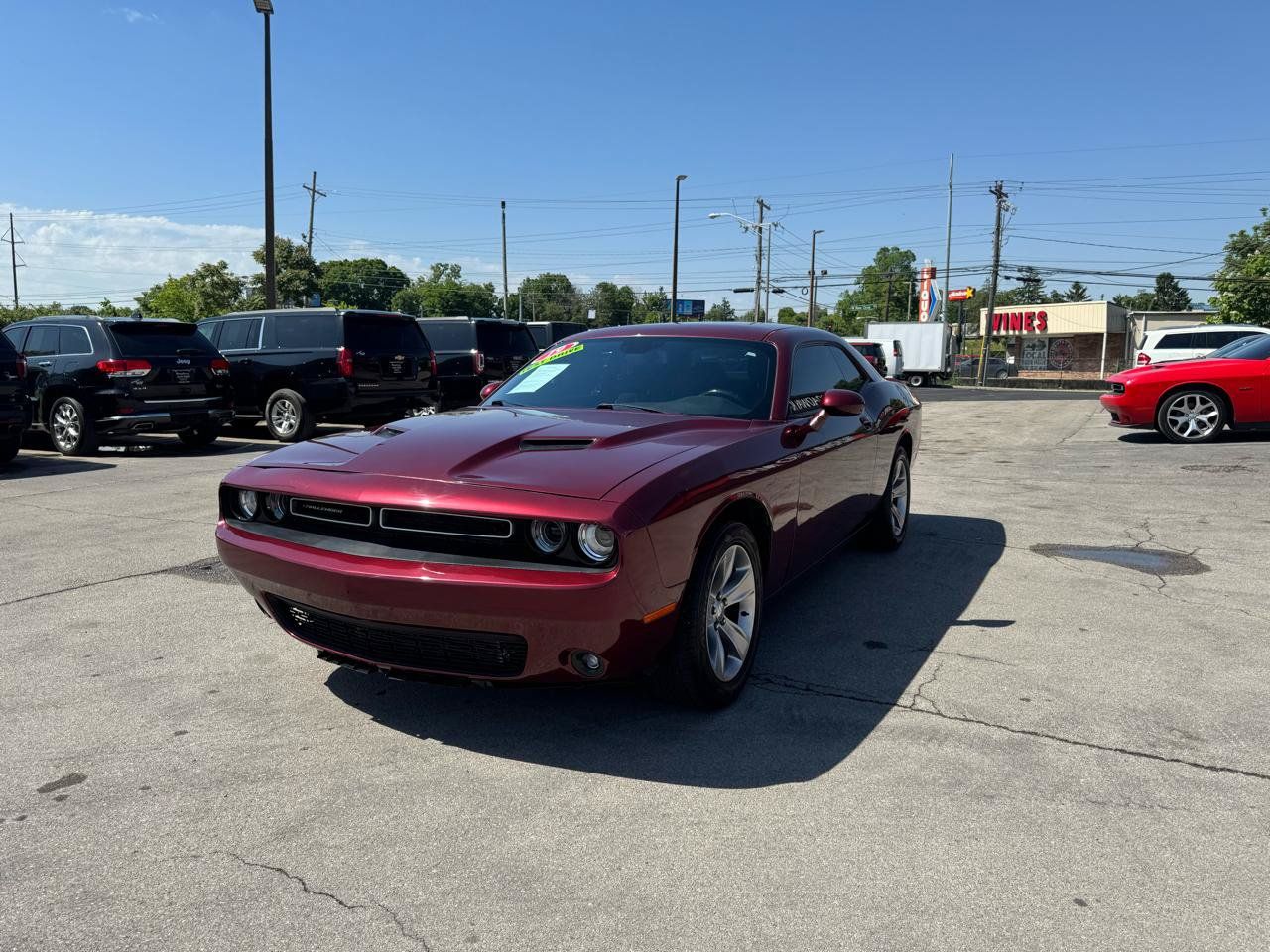 Used 2019 Dodge Challenger SXT RWD image 7