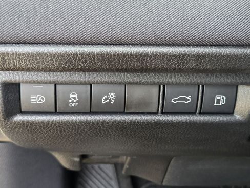 Used 2026 Toyota Camry LE FWD image 25