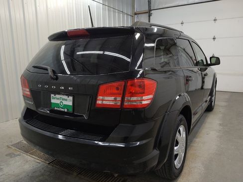 Used 2019 Dodge Journey SE FWD image 9