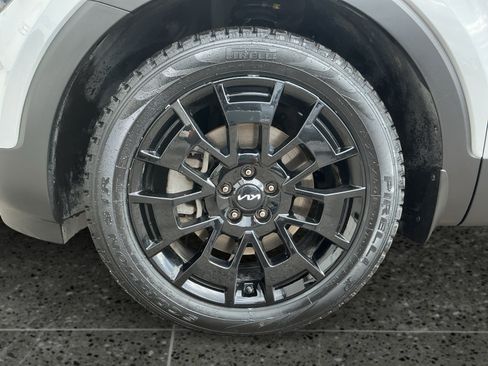 Used 2022 Kia Telluride SX w/ SX Prestige Package AWD/4WD image 14