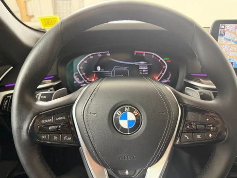 Used 2023 BMW 530i xDrive AWD/4WD image 12