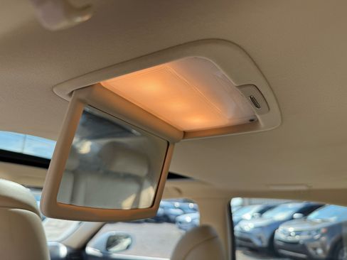 Used 2011 Lexus LS 460 Luxury image 32