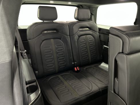 Used 2024 Rivian R1S Adventure AWD/4WD image 25