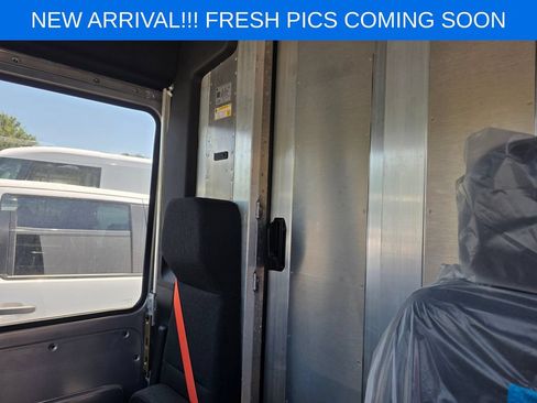 Used 2024 Chevrolet Brightdrop 400 w/ Commercial Equipment Package AWD/4WD image 6