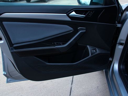 New 2026 Volkswagen Jetta SE image 12