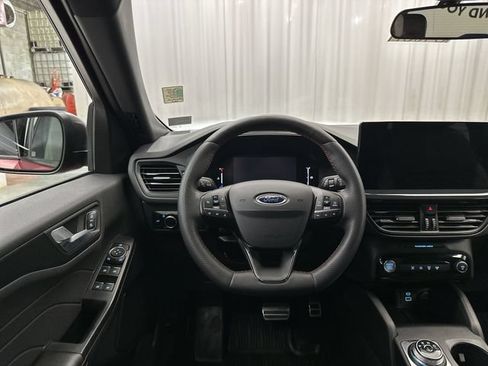 Used 2023 Ford Escape ST-Line w/ Tech Pack #1 AWD/4WD image 14