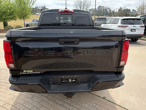 Used 2023 Chevrolet Colorado Z71 w/ Z71 Convenience Package 2 image 9