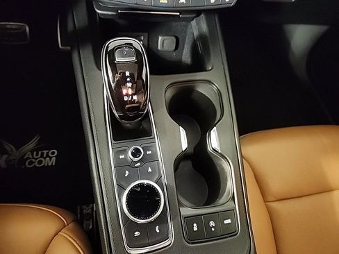 Used 2023 Cadillac XT4 Sport w/ LPO, Onyx Lite Package AWD/4WD image 18