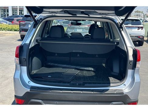 Used 2022 Subaru Forester Limited w/ Popular Package #3 image 17