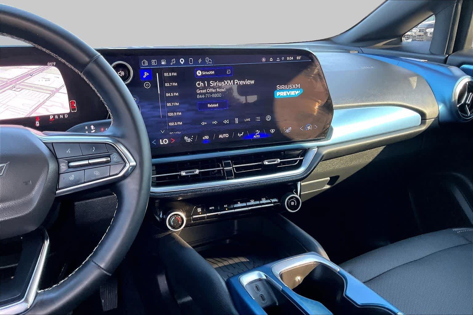 Used 2024 Chevrolet Equinox EV LT w/ LPO, All-Weather Mat Package FWD image 6