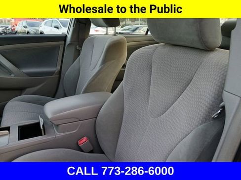 Used 2010 Toyota Camry image 17