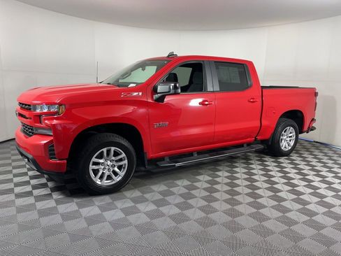 Used 2022 Chevrolet Silverado 1500 RST image 2