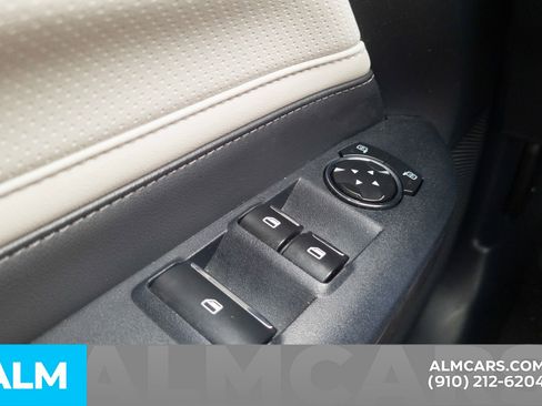 Used 2024 Ford Mustang Premium image 15