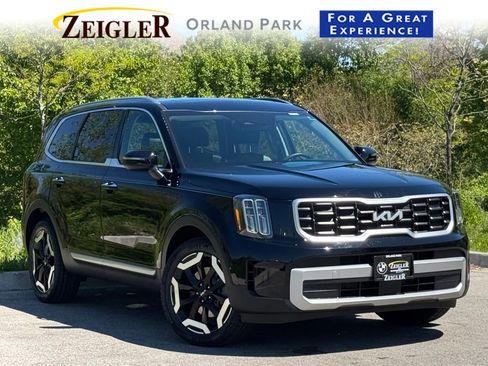 Used 2023 Kia Telluride S w/ S Sunroof Package AWD/4WD image 1