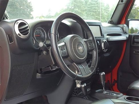 Used 2014 Jeep Wrangler Unlimited Sahara w/ Dual Top Group image 12