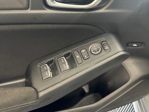 Used 2025 Honda Civic Sport image 6