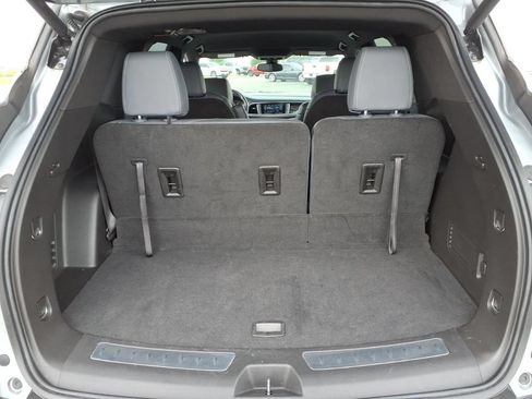 Certified 2024 Buick Enclave Essence FWD image 23