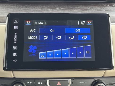 Certified 2018 Honda Clarity Plug-In Hybrid image 24