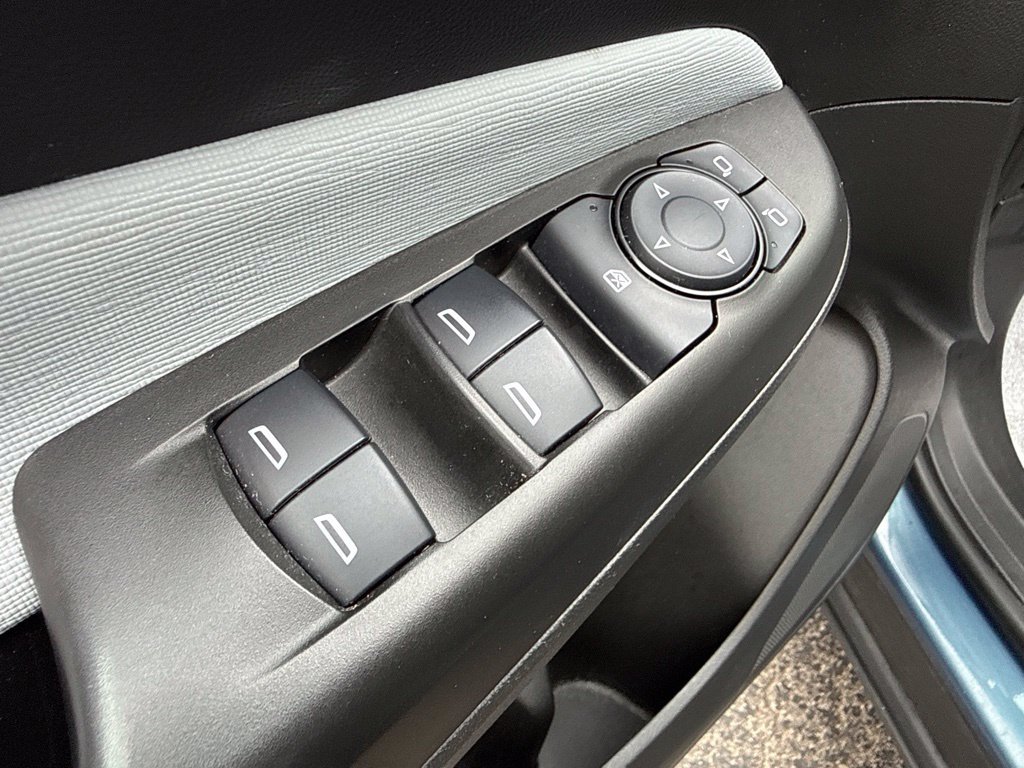 Used 2025 Buick Envista Preferred w/ Convenience I Package FWD image 19