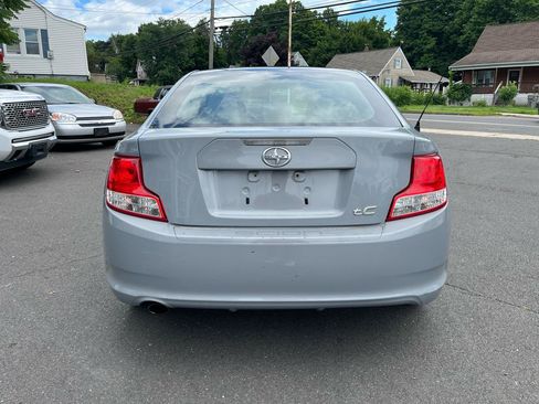 Used 2011 Scion tC FWD image 4