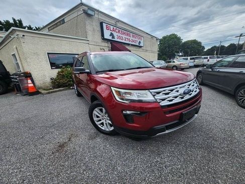 Used 2019 Ford Explorer XLT w/ Equipment Group 202A AWD/4WD image 1